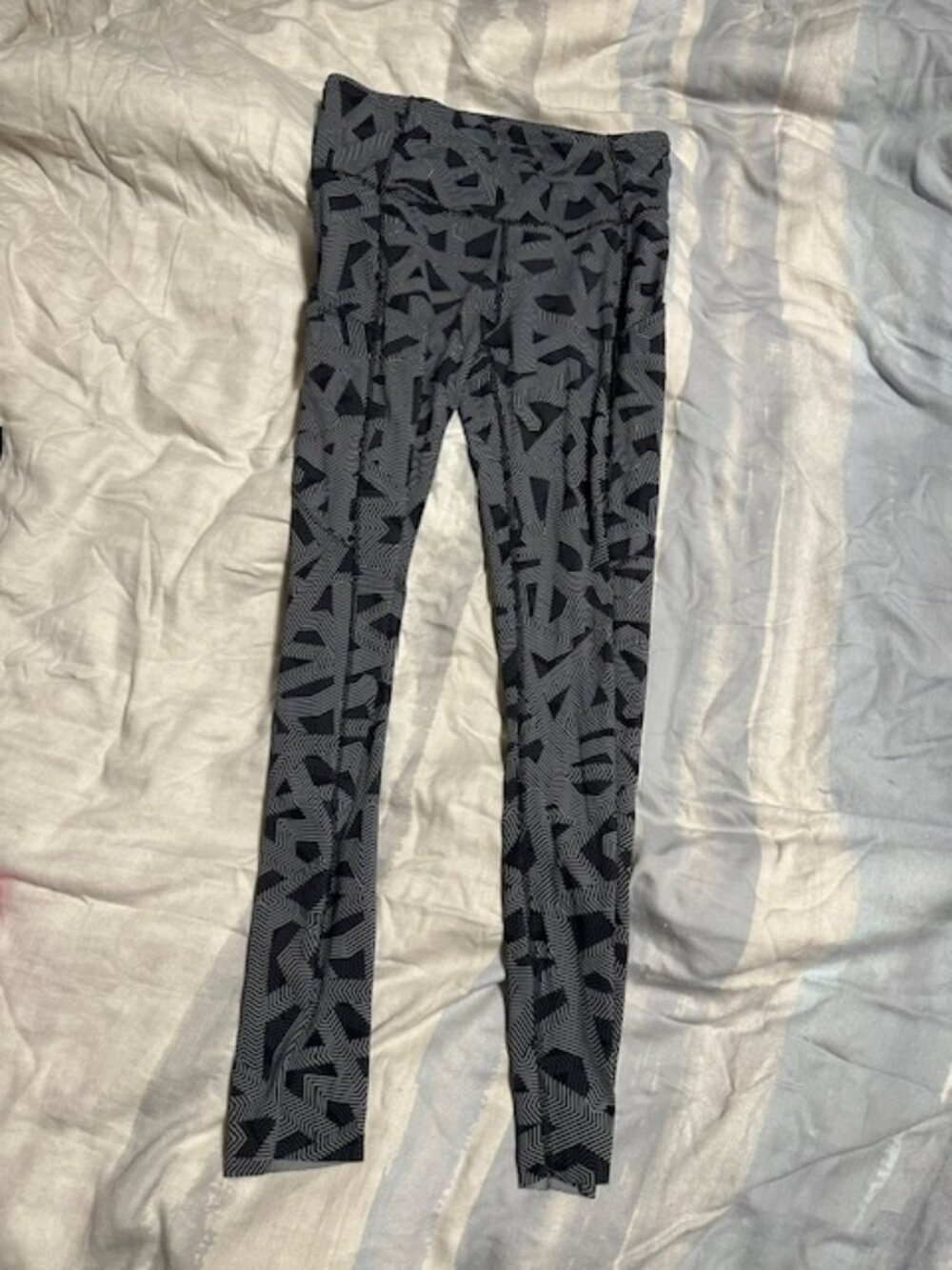 Lululemon fast and free leggings size 6